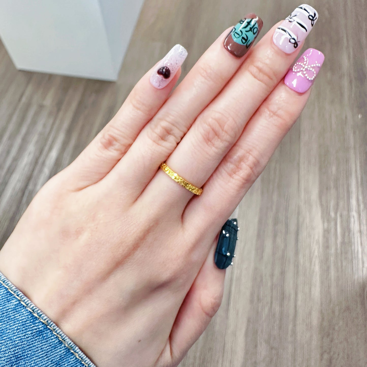 Black Pink